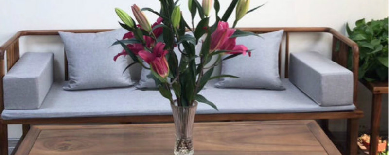 鲜花百合养水里的方法,能活多久 鲜花百合养水里的方法,能活多久