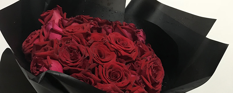 30朵玫瑰花花语是什么 30朵玫瑰花花语是什么