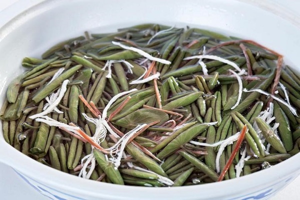 莼菜可以吃吗 莼菜可以吃吗