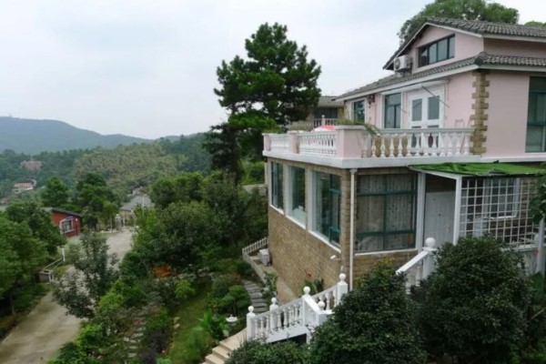 她在荒山上建花园,赏花种菜游山玩水,神仙都羡慕! 她在荒山上建花园,赏花种菜游山玩水,神仙都羡慕!