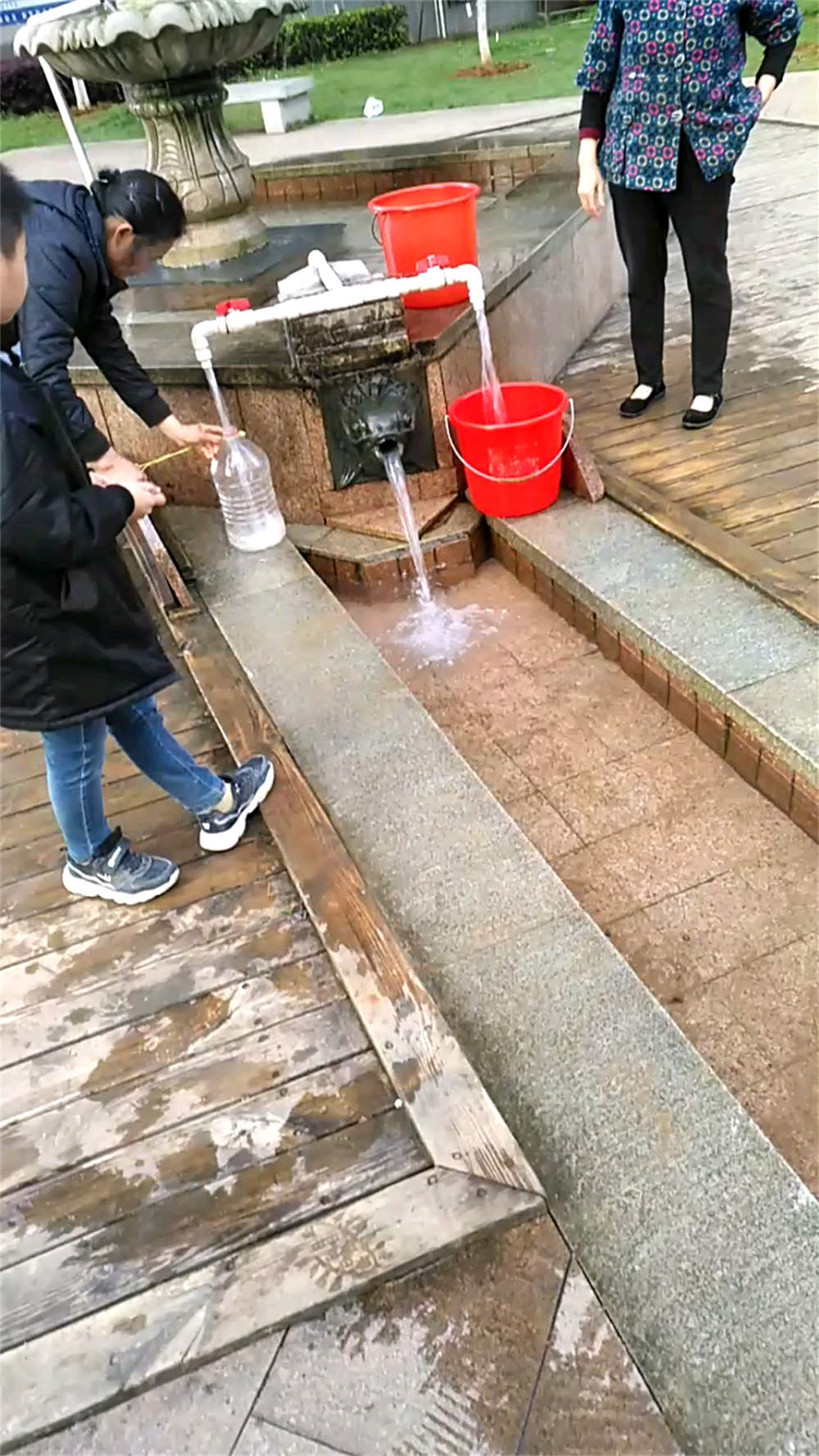 自来水